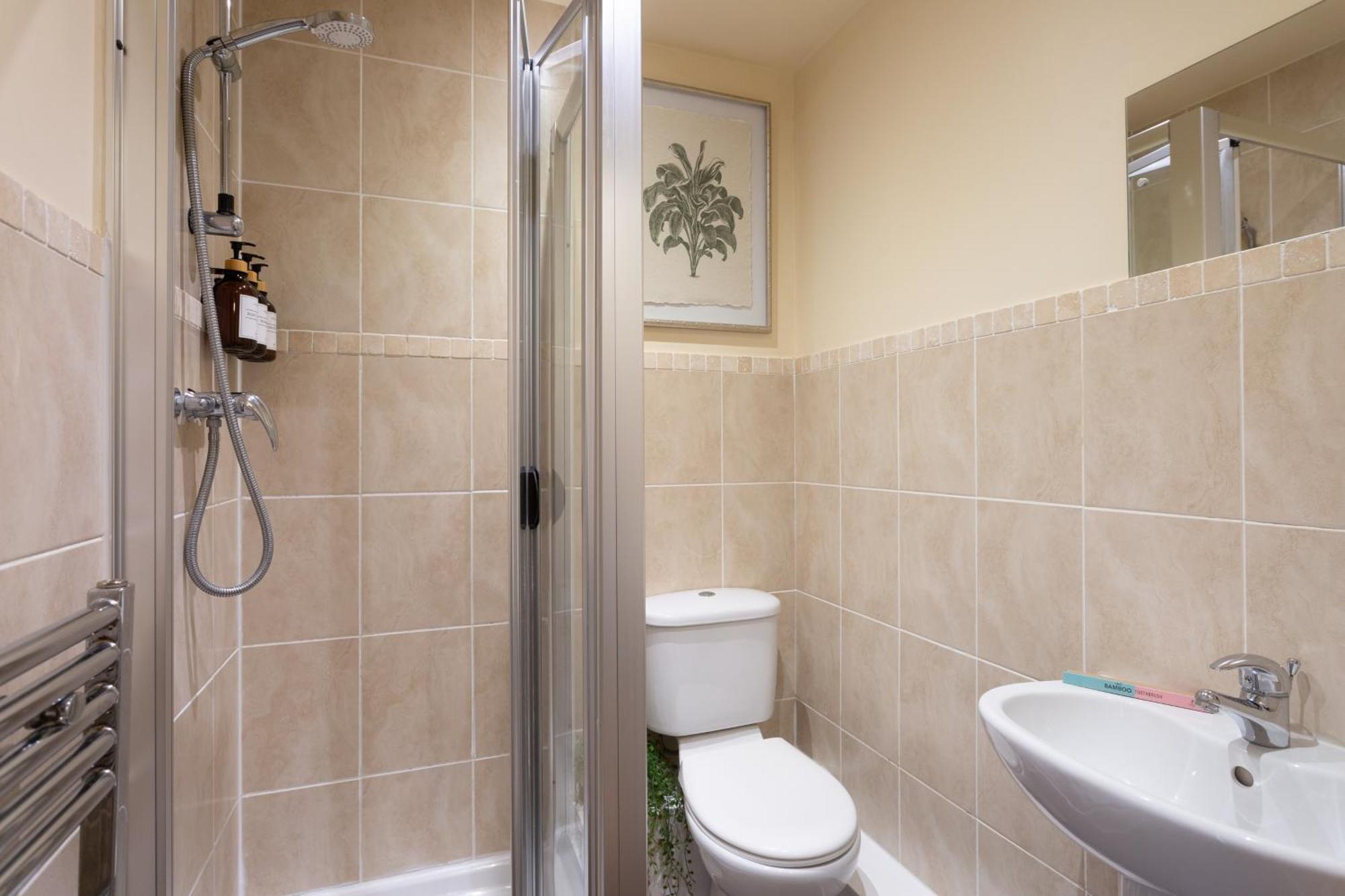 Bootham Court Grade II Duplex Apartment With Free Parking & Wi-Fi - Sleeps 2-6 People York Exterior foto
